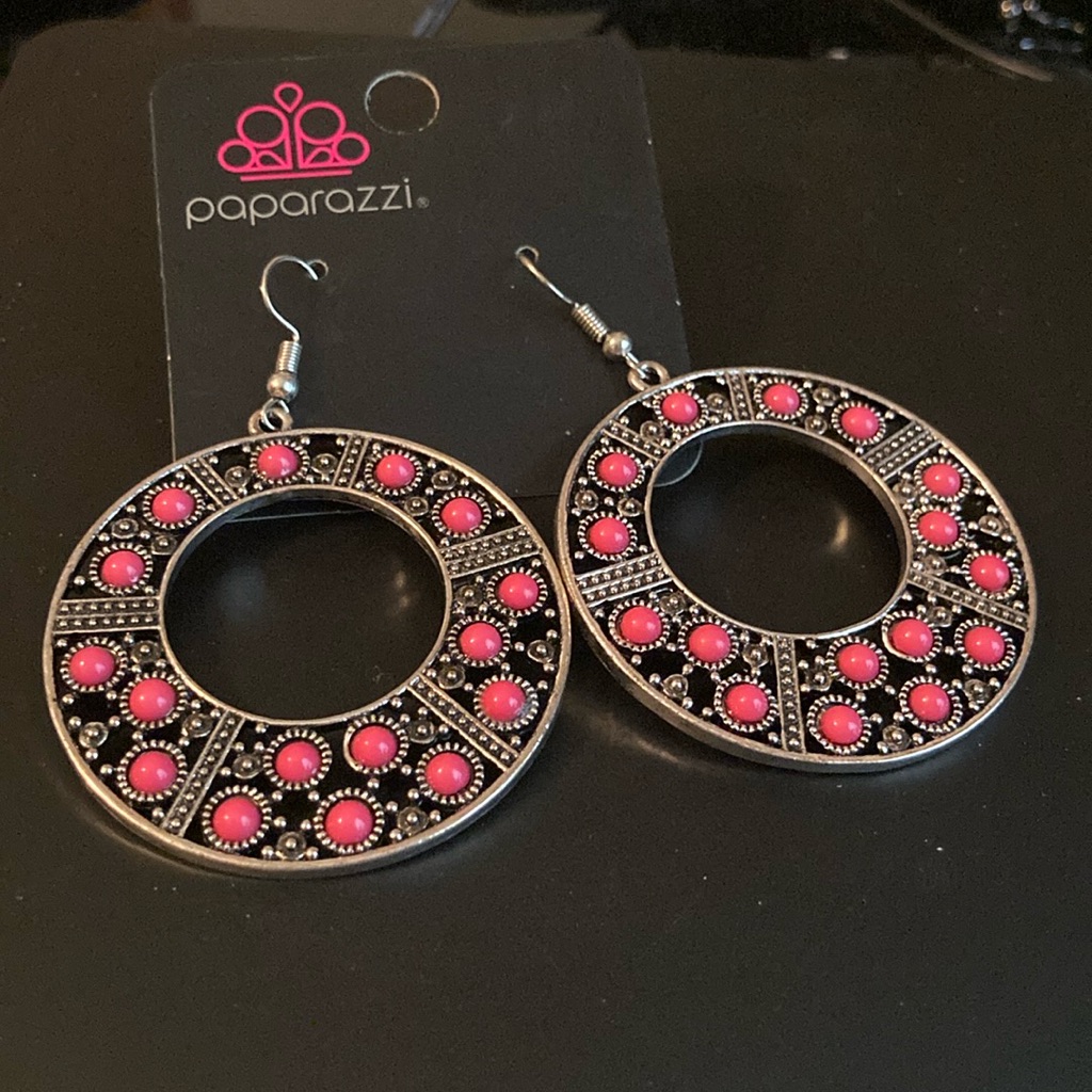 Earrings 5$